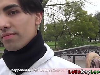 Amateur latin skater Leo accepting a strangers offer